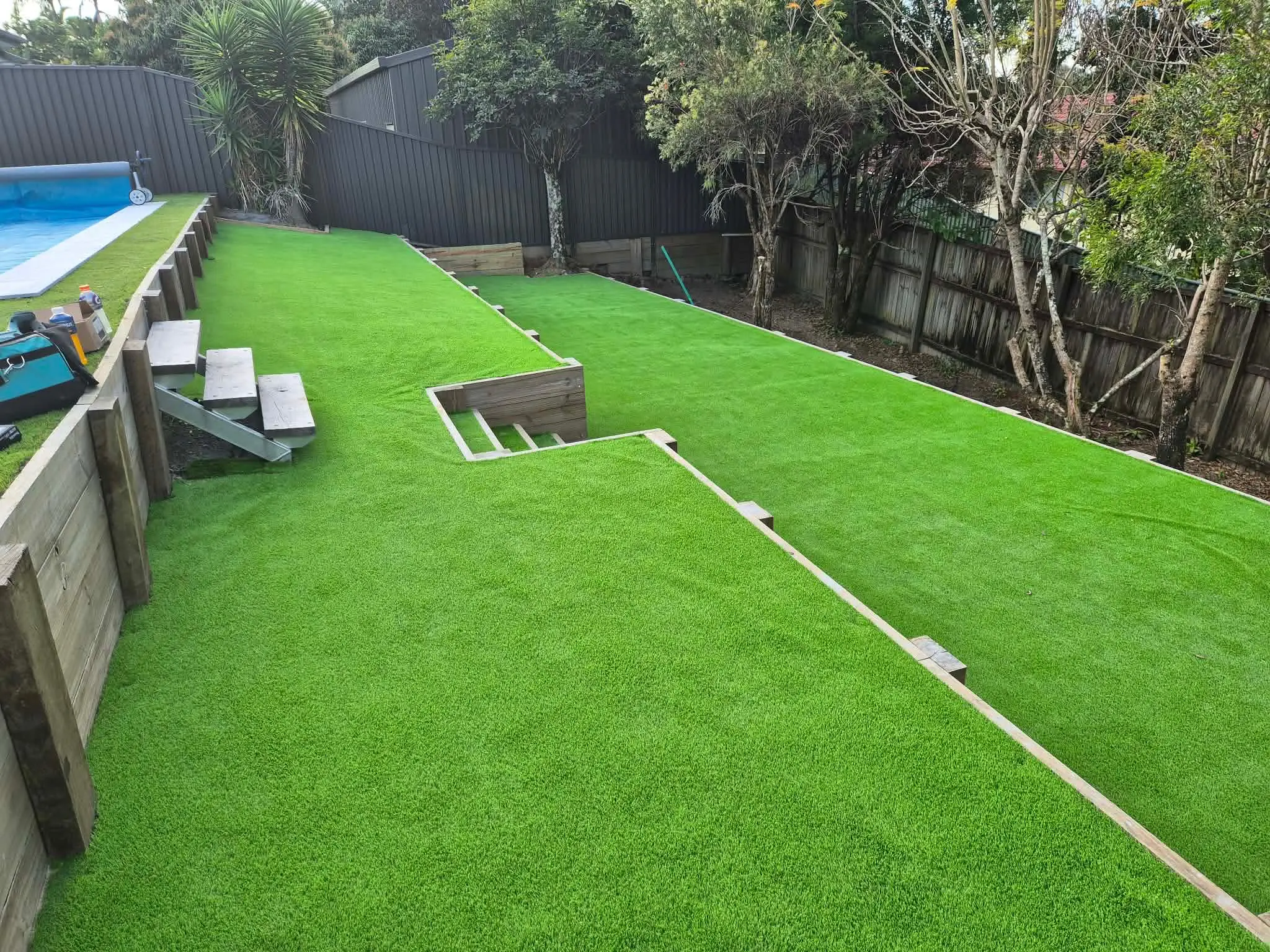 Artificial turf retaining wall completed Brisbane