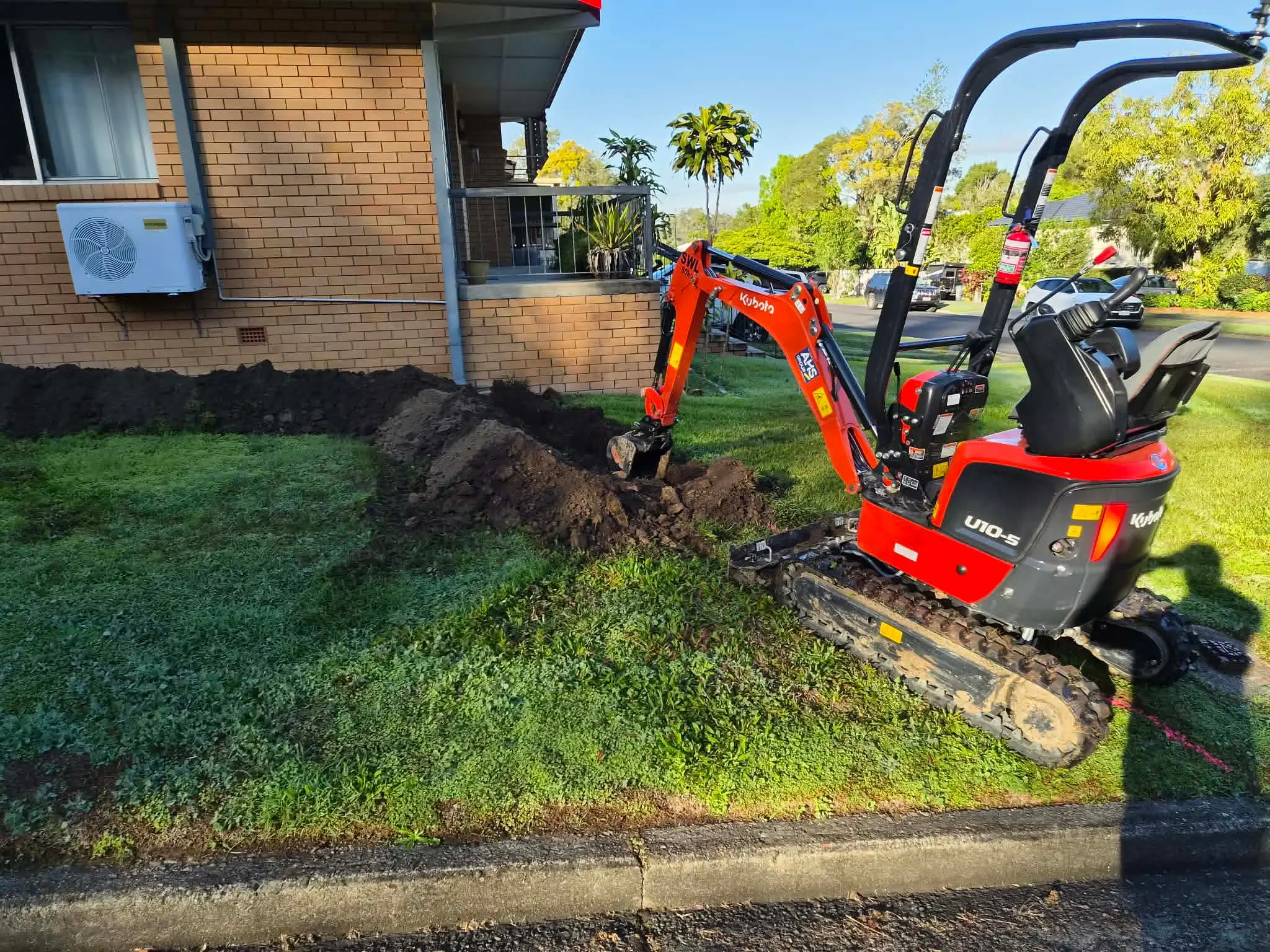 Kubota U10 excavation front yard Brisbane