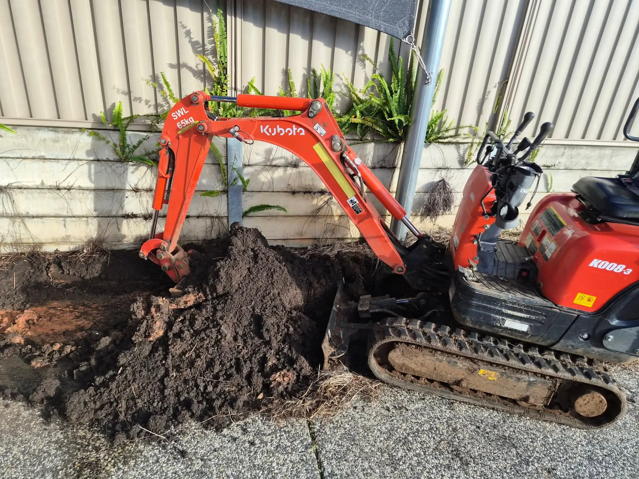 retaining wall footing excavation brisbane